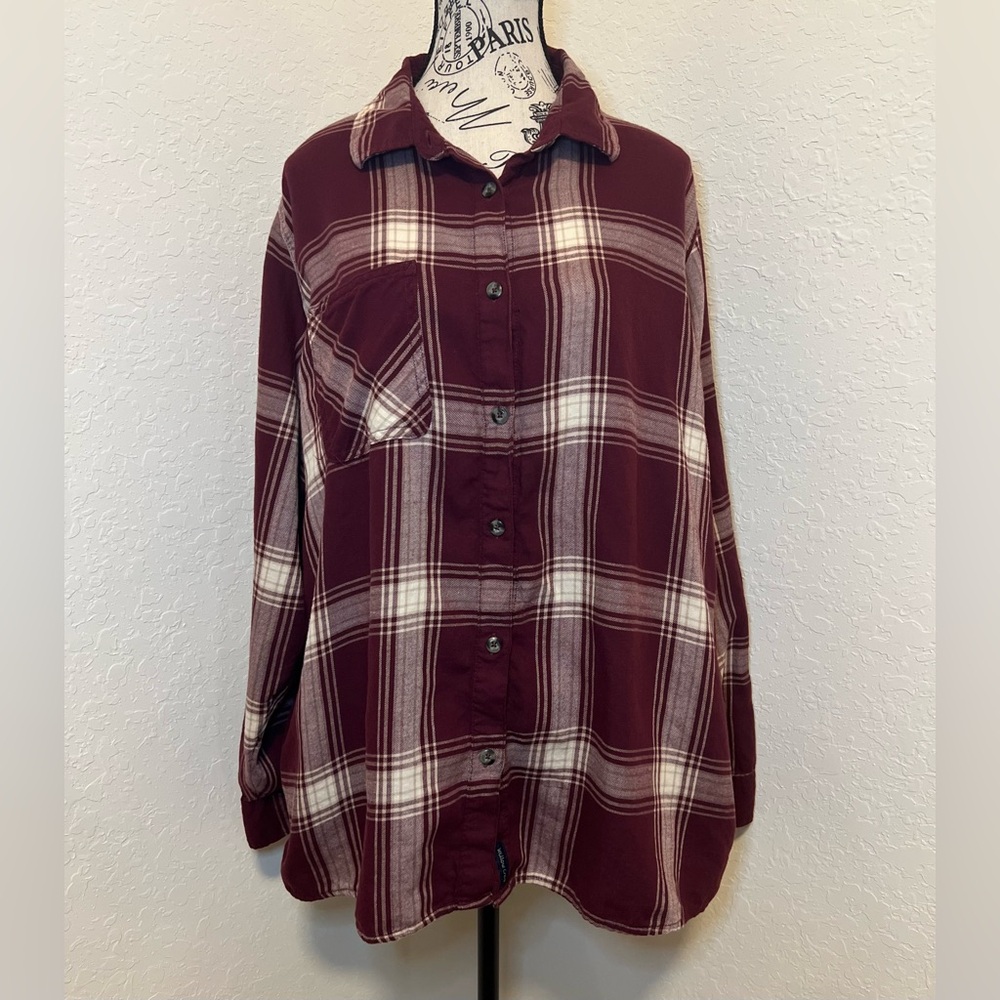 Magellan Outdoors Burgundy and White Plaid Shirt Boyfriend Fit